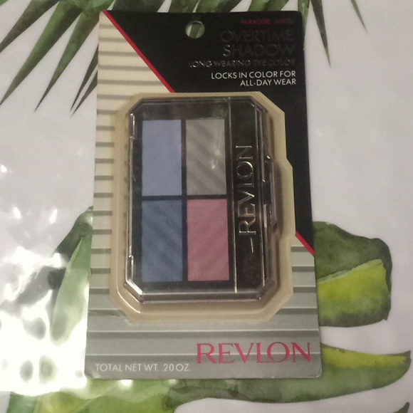 Revlon Overtime Shadow Paradise Matte Eyeshadow Palette ๐จ - Picture 1 of 10